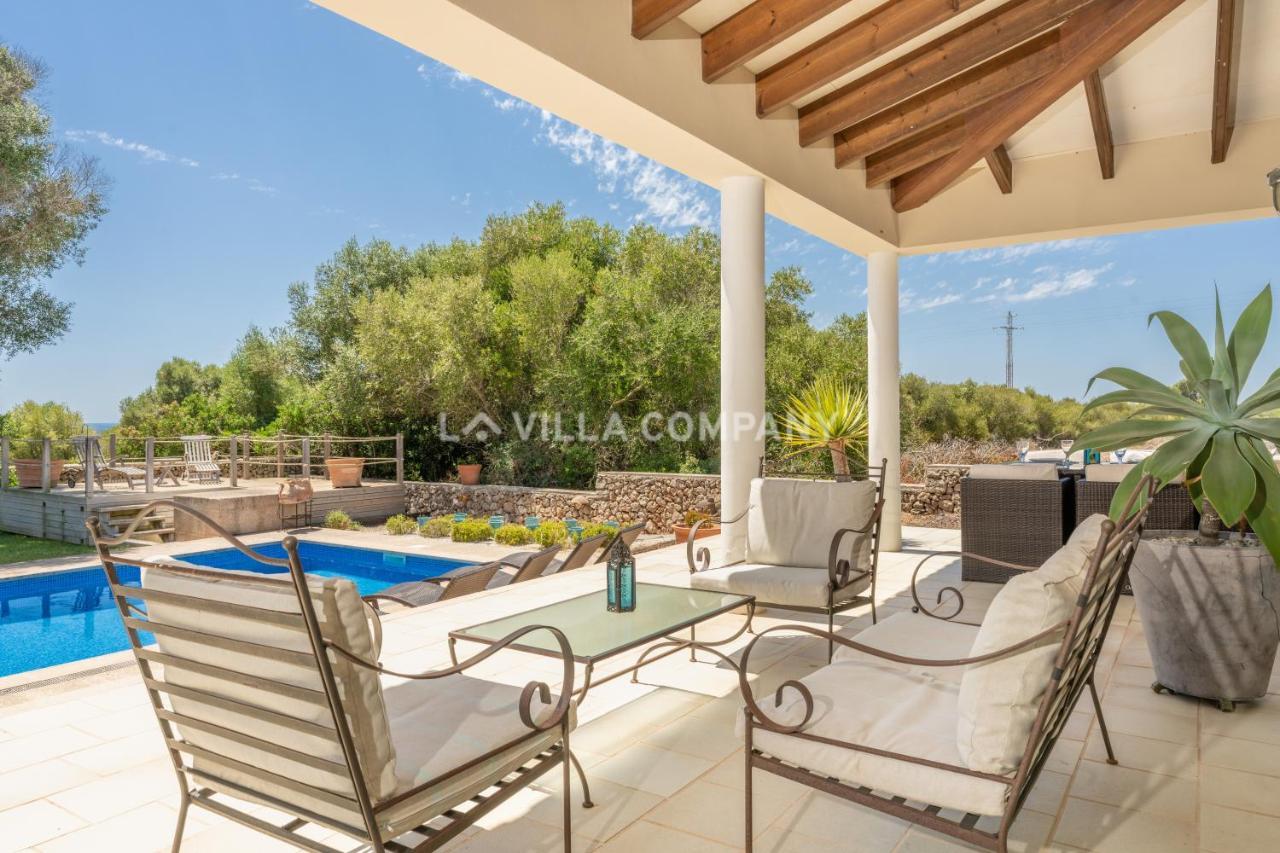 Villa Mala Bay Маон Экстерьер фото